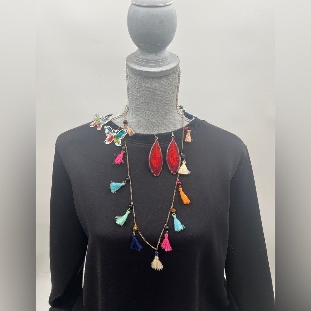 2 Pairs of string earrings and Tassel with semi precious beads necklace